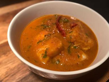 Macher Kalia (Fish Curry)